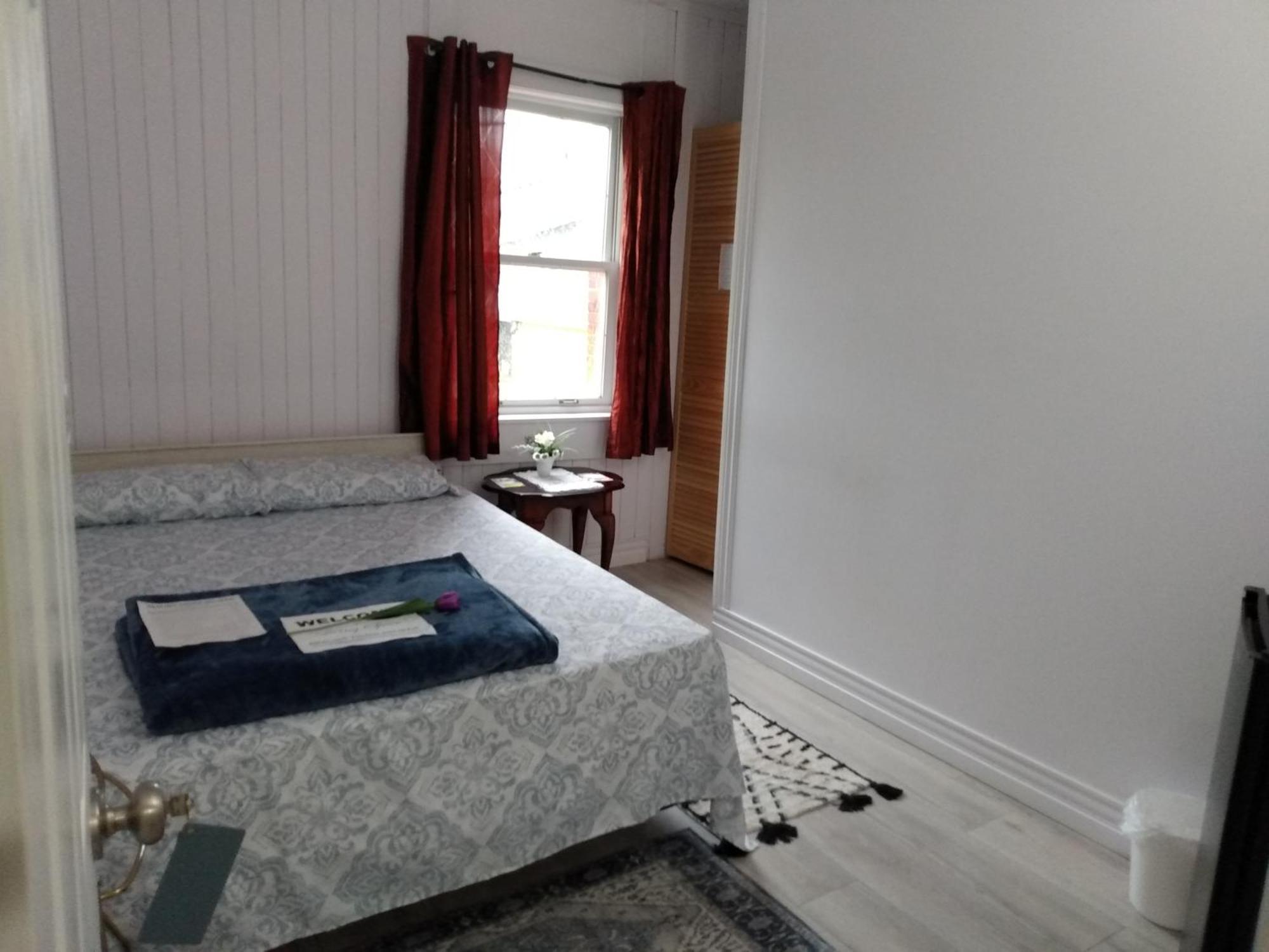 Healing Touch Holistic Living Space Amherst Eksteriør billede